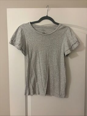 Banana Republic Heather Gray Ruffle Sleeve Tee